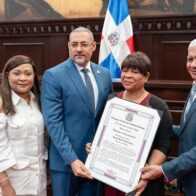 Senado reconoce a 32 dominicanas en el acto “Huellas de Futuro: Mujeres que Construyen Nación”