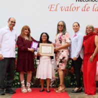 Moncarlo reconoce en Constanza el valor de la mujer en su Día Internacional
