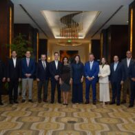 AMCHAMDR sostiene encuentro con delegación estadounidense encabezada por el senador Bernie Moreno