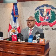 Pacheco llama al Gobierno a mantener vigilancia económica ante impacto del conflicto en Medio Oriente
