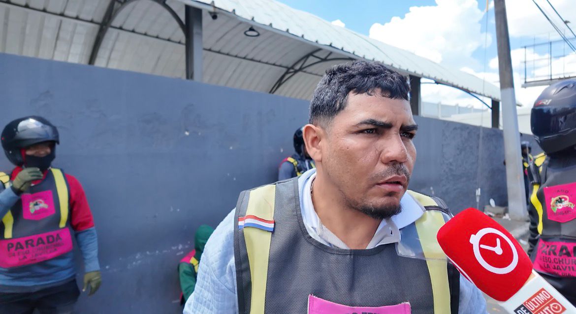 Motoristas rechazan prohibición del uso de pasamontañas por parte de la Policía