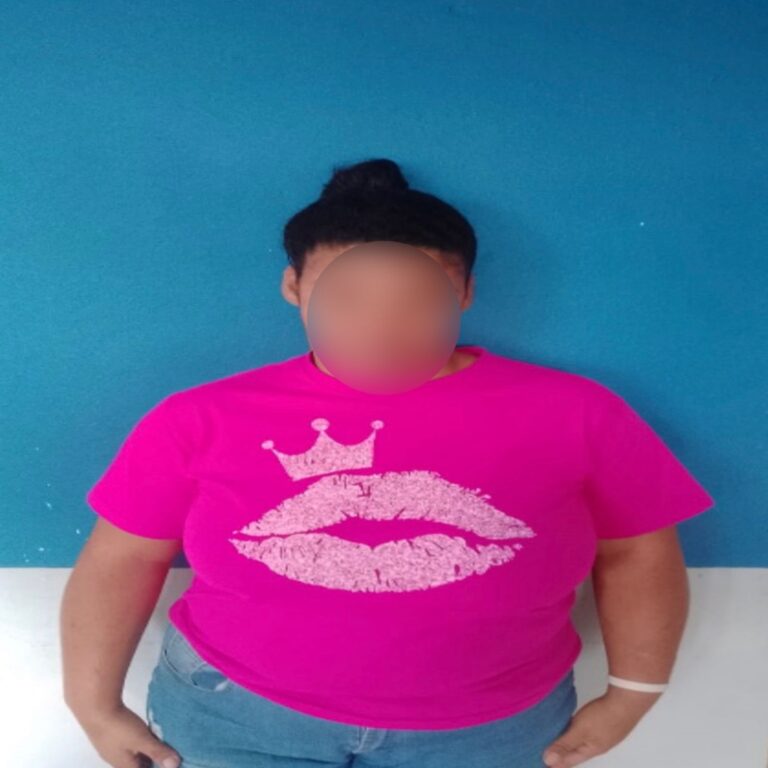 Policía Nacional apresa mujer por presuntos golpes y heridas en La Vega