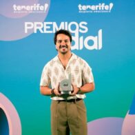 Luis Fonsi hace vibrar los Premios Dial 2026 de España