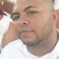 Matan a peluquero de varios disparos durante balacera tras discusión en cancha de Altos de Rafey, Santiago