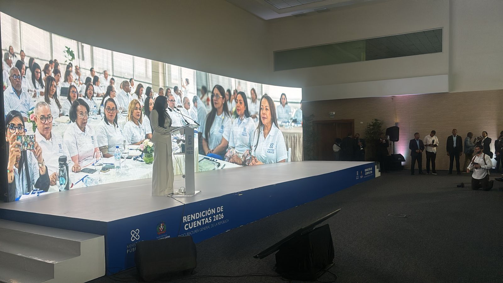Yeni Berenice rinde cuentas en acto con presencia de altas autoridades del Estado