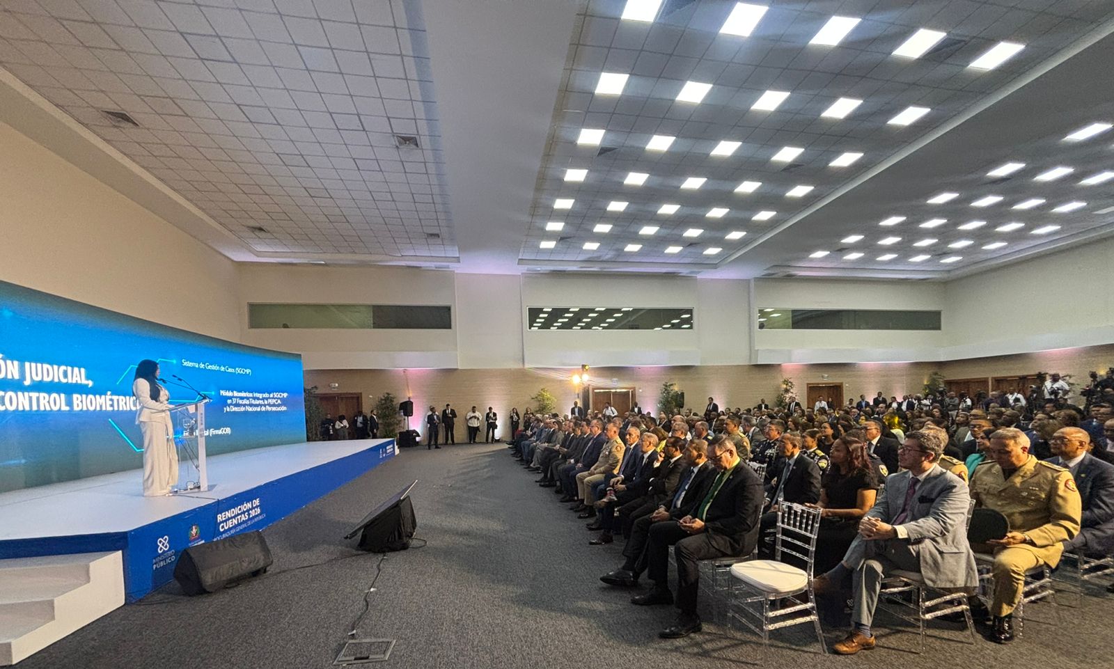 Yeni Berenice destaca más de 1,000 ascensos y anuncia evaluación de desempeño en el MP