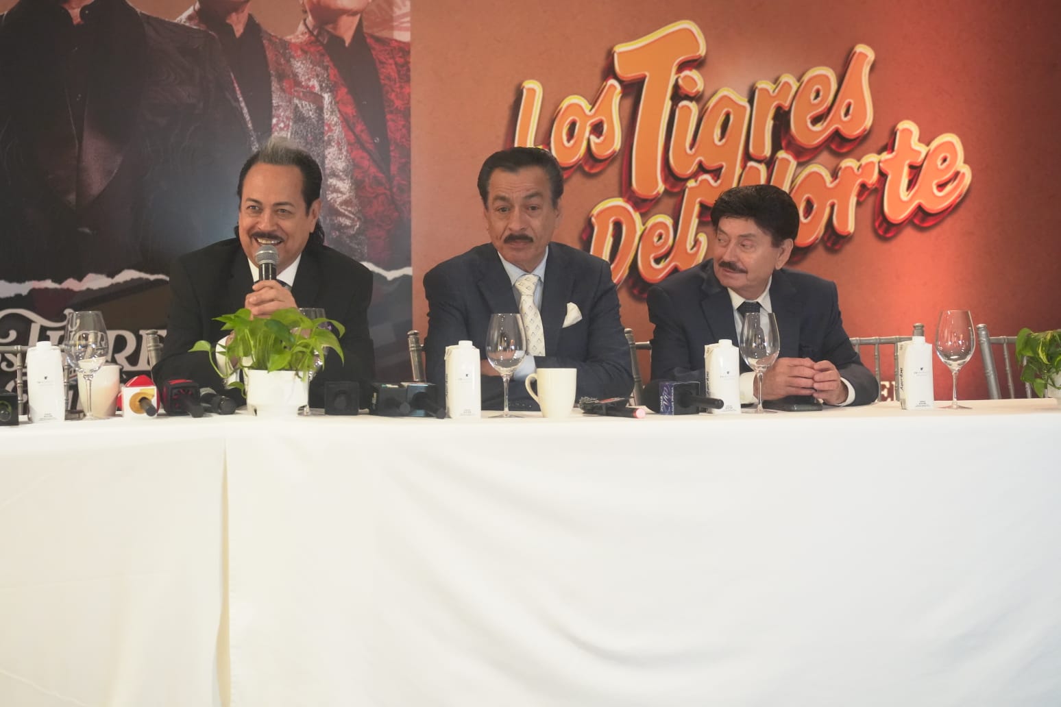 Los Tigres del Norte expresan emoción por su esperado encuentro con el público dominicano