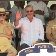 Abinader y Mejía encabezan desfile cívico-militar en Azua por el 182 aniversario de la Batalla del 19 de Marzo