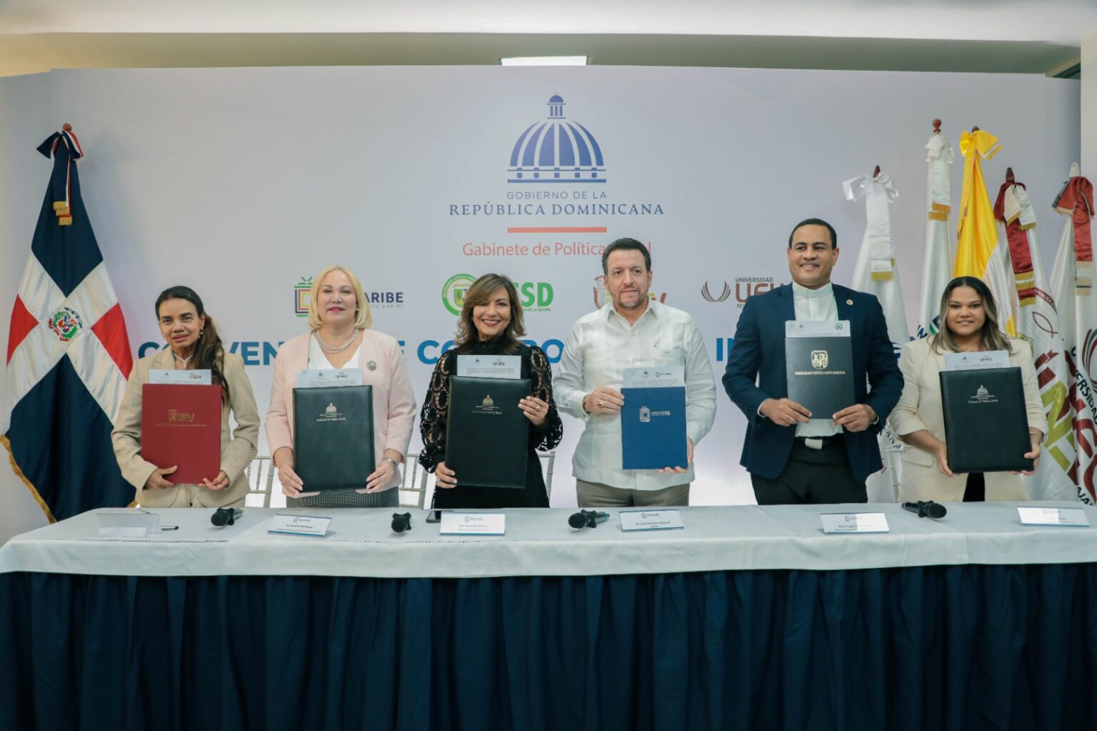 El Gabinete de Política Social firma acuerdos con cuatro universidades para fortalecer pasantías y formación de jóvenes