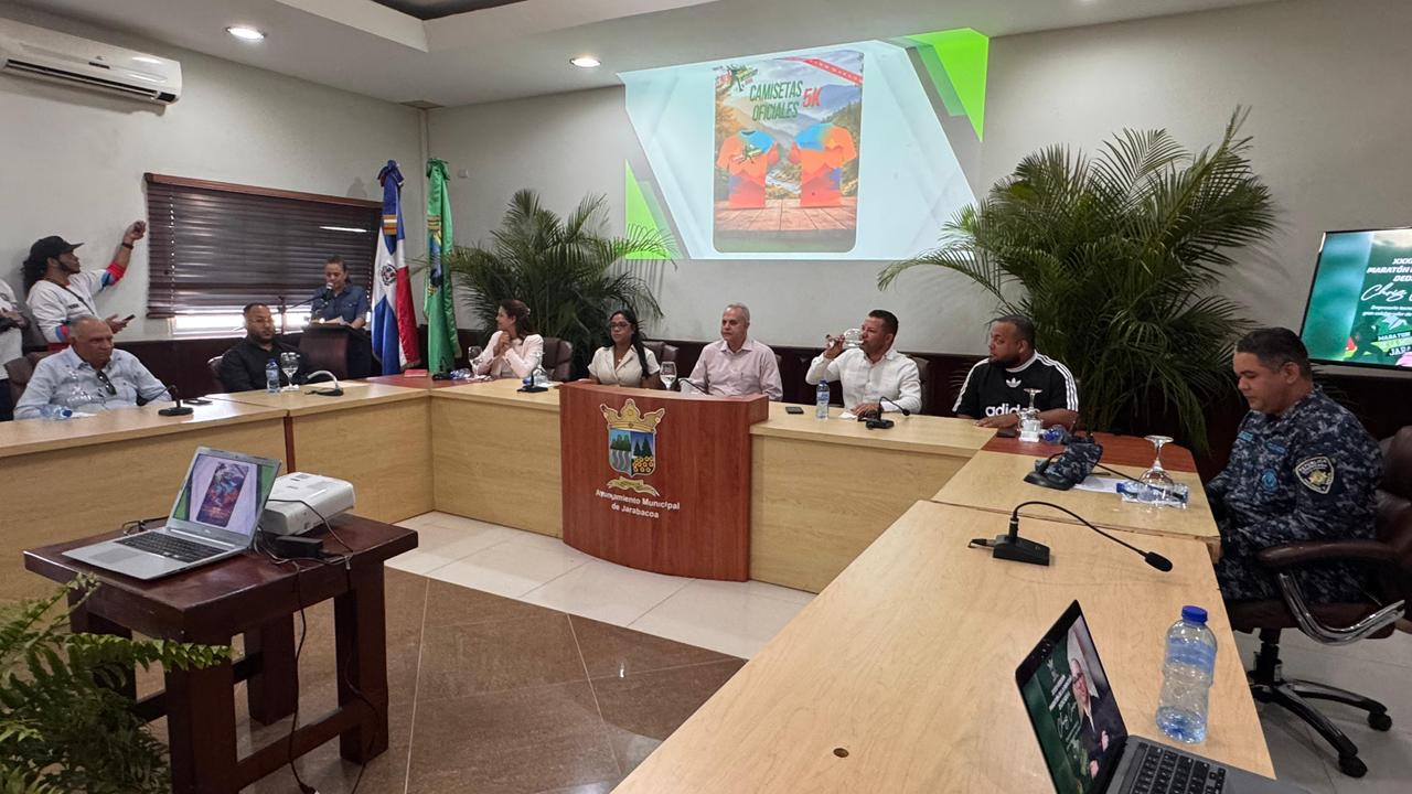 XXXII Maratón de la Montaña Jarabacoa 2026 es presentado oficialmente en rueda de prensa