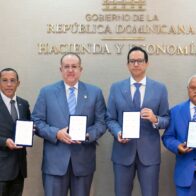 Geraldo Espinosa, contralor general de la República; Magín Díaz, ministro de Hacienda y Economía; Sigmund Freund, ministro de Administración Pública, y Luis Delgado, tesorero nacional.