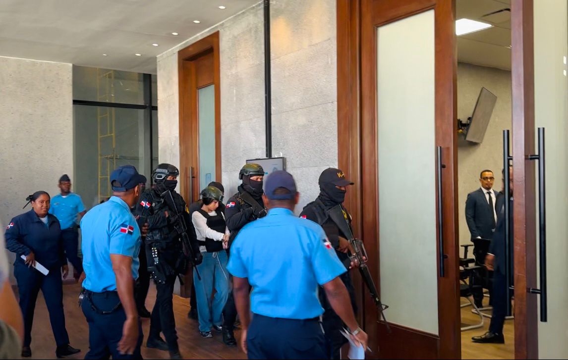 Inicia audiencia de conocimiento de medida de coerción contra Yailin La Más Viral