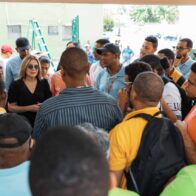 Carolina Mejía supervisa trabajos realizados en el parque V Centenario y su entorno en Villa Juana