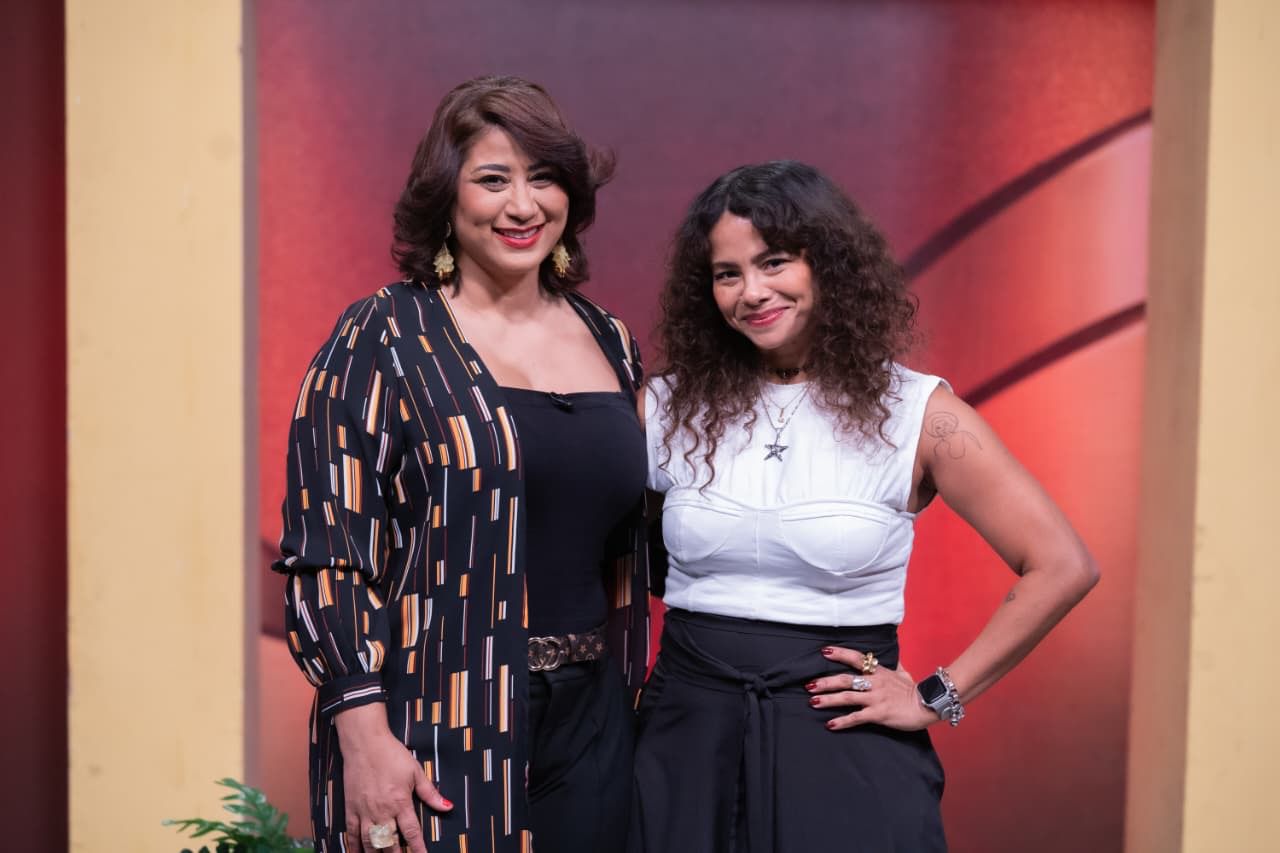 Fiestas y Personalidades recibe "Poesia Necia" y otras representaciones del arte