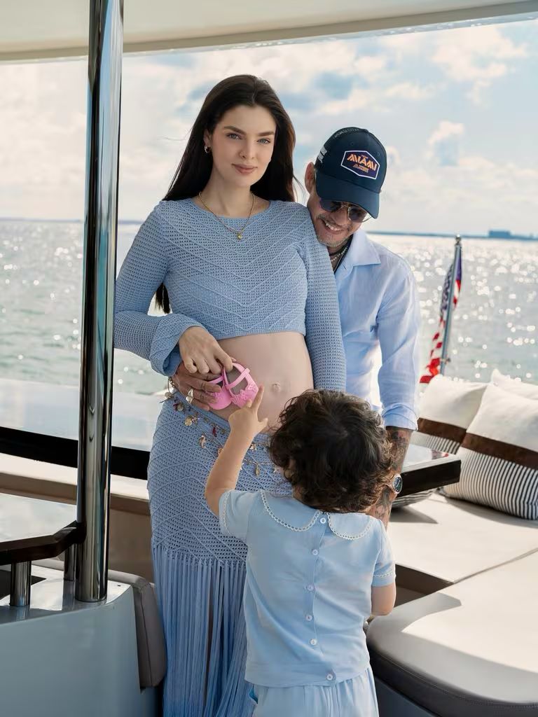 Nadia Ferreira y Marc Anthony serán padres de una niña