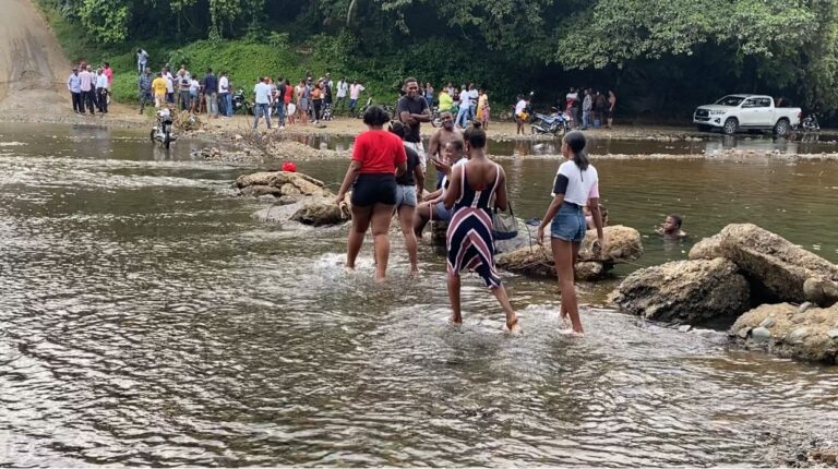 Iniciarán construcción de puente sobre el río Guanuma que unirá Mamá Tingó y Los Botados