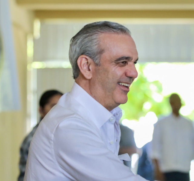 Presidente Abinader agotará agenda en Santiago, Distrito Nacional y Samaná este lunes y martes