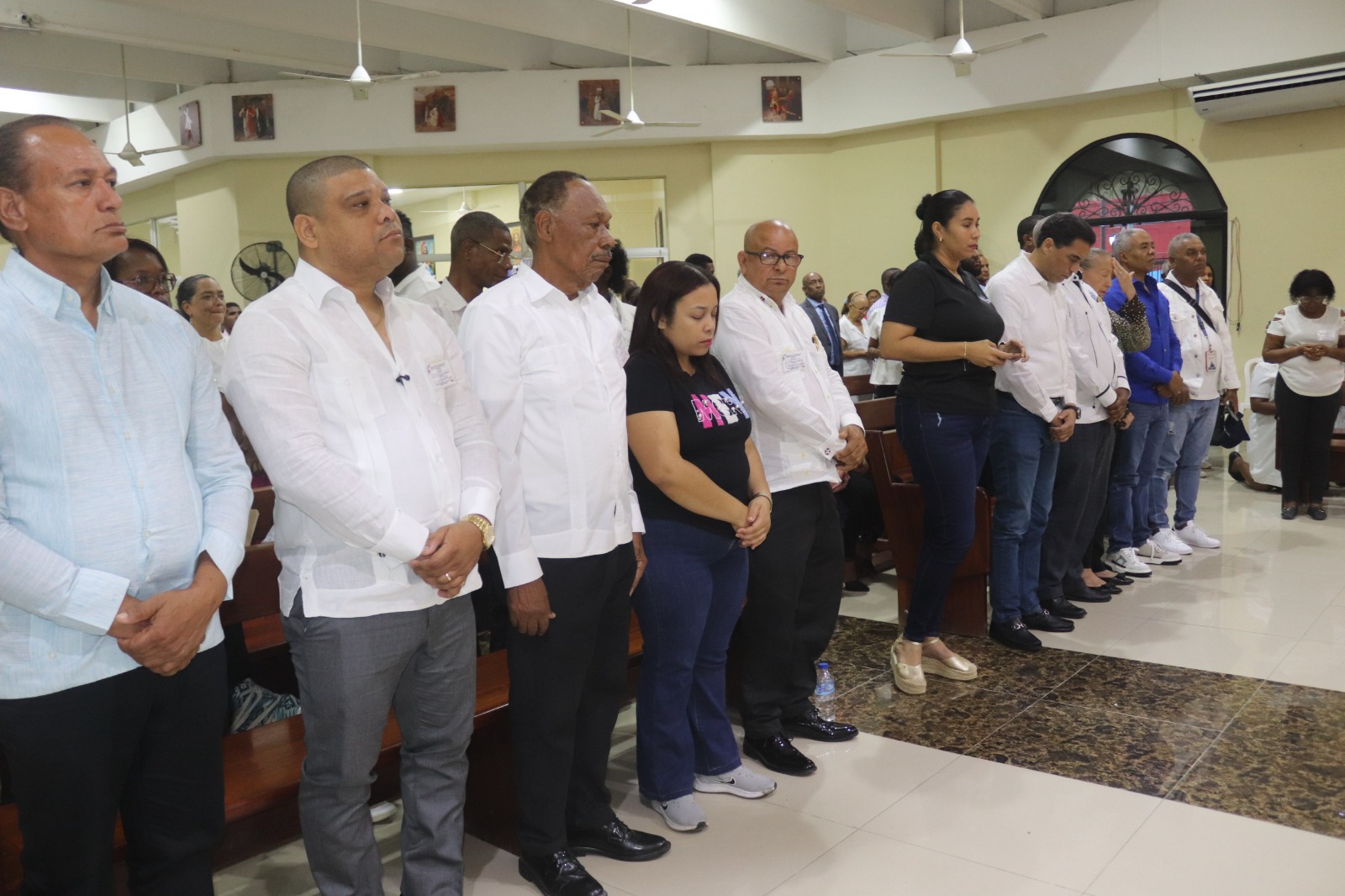 Diputado Ramón Raposo insta autoridades trabajar de la mano con lideres comunitarios y juntas de vecinos