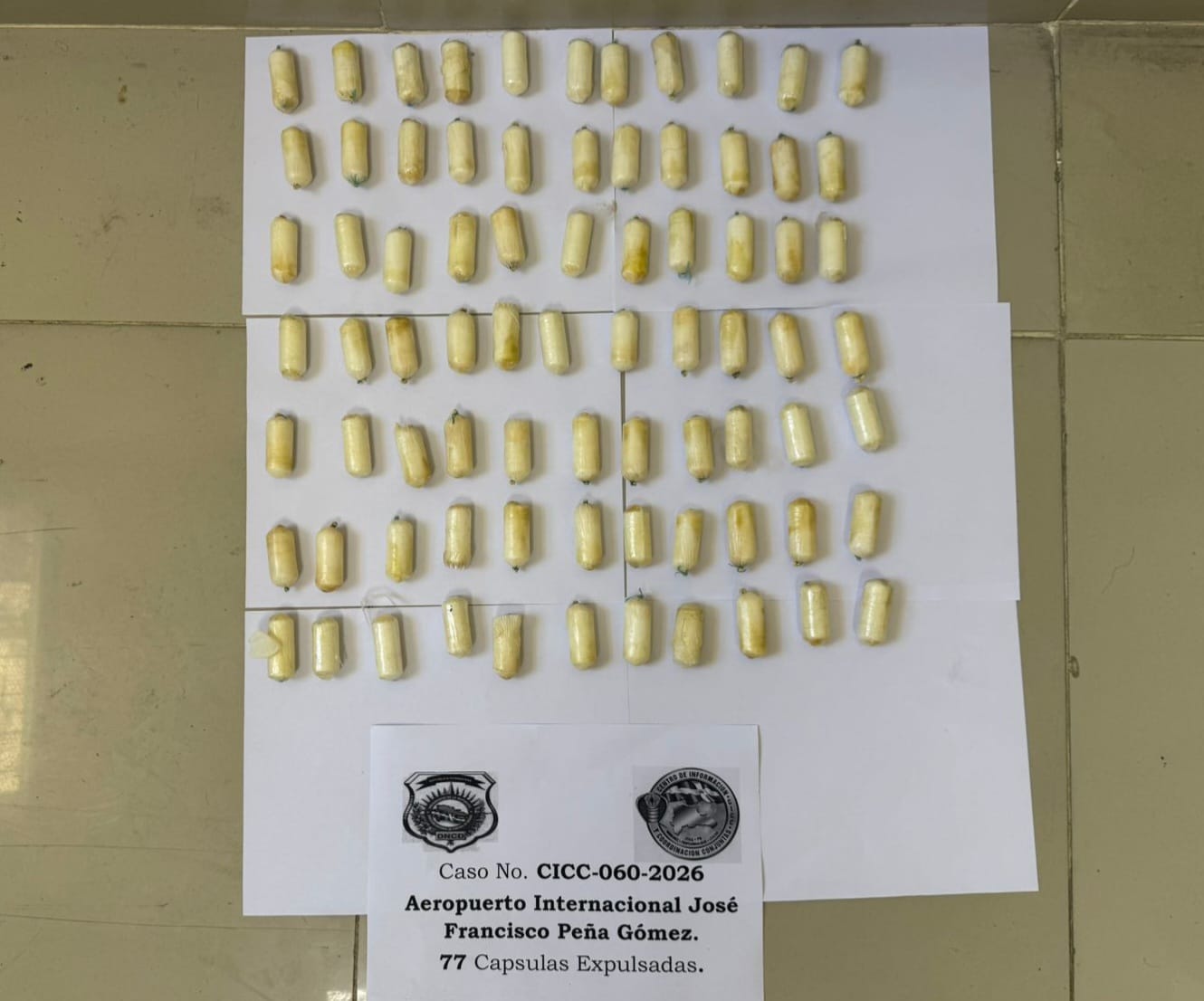 Ciudadano español es detenido en el AILA con el estómago lleno de funditas con droga