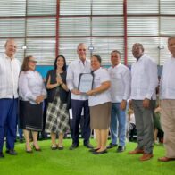 Abinader entrega 1,025 títulos de propiedad en Hato del Yaque elevando a 7,632 los otorgados en la provincia de Santiago
