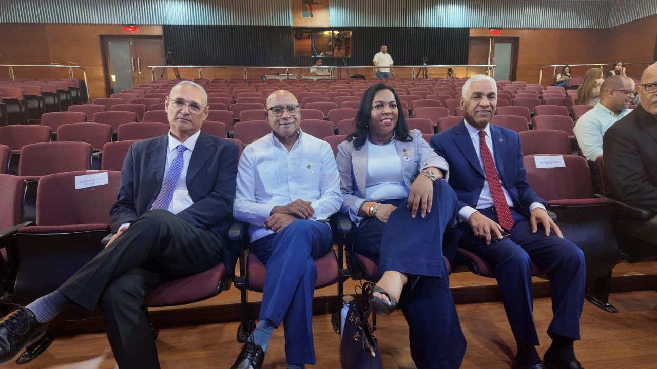UASD habilita nuevos y rediseñados Planes de Estudio de la Facultad de Ciencias Económicas y Sociales
