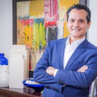 Dr. Iván Silva denuncia esquema de impuestos aeroportuarios que encarecen boletos aéreos en RD