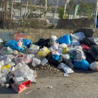 Persisten cúmulos de basura en Santo Domingo Norte; carretera Yamasá luce abarrotada de desechos