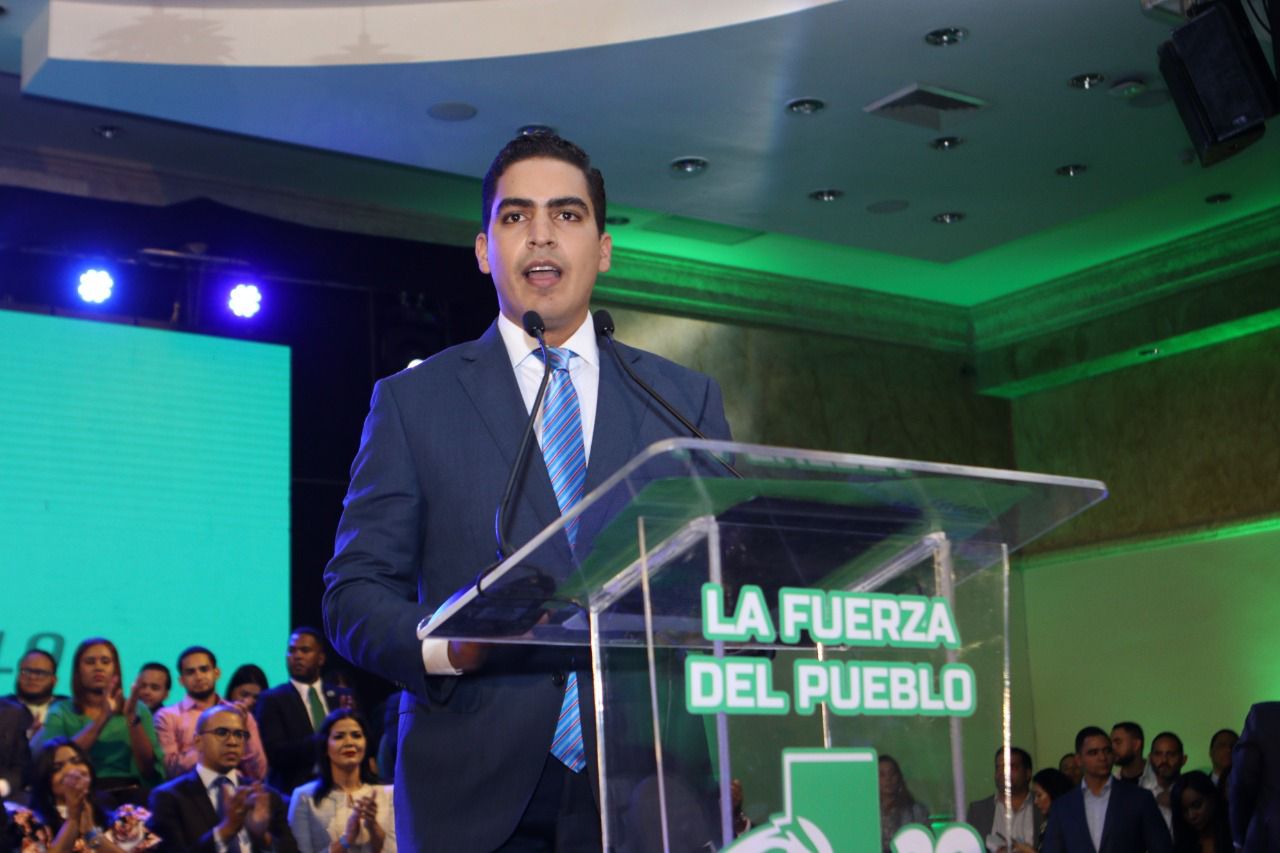 José Ernesto Abud exige al Gobierno frenar gastos excesivos frente a crisis por alza del petróleo