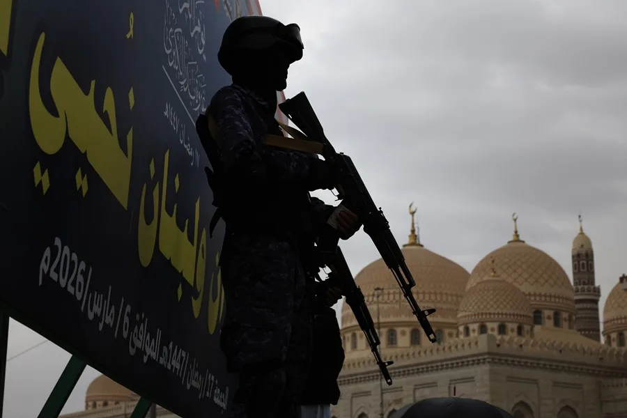 Los hutíes de Yemen amenazan con una intervención militar si más aliados de EE.UU. se unen a la guerra