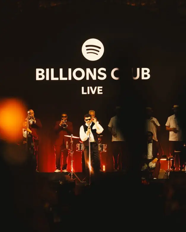 "¡Baila sin miedo, Tokio!”: Bad Bunny hace historia con su primera presentación en Japón