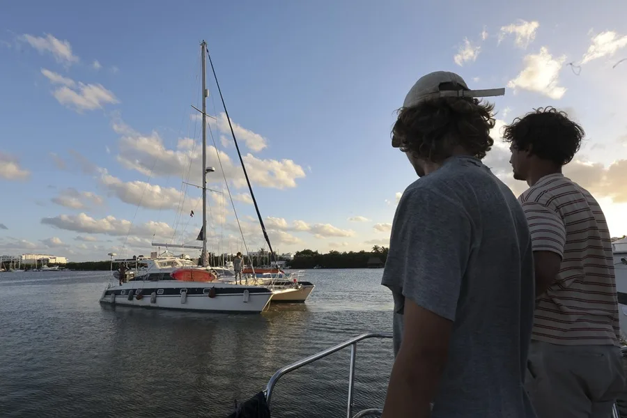 Zarpan los dos últimos barcos del convoy de México hacia Cuba con ayuda humanitaria