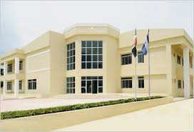 Fuertes lluvias provocan filtraciones en el Palacio de Justicia de Monte Plata