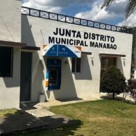 Tesorero del ayuntamiento de Manabao es acusado de uso indebido de fondos