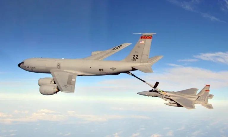EE.UU. confirma 4 muertos entre los 6 tripulantes del avión cisterna que se estrelló en Irak