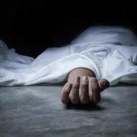 Hombre muere y mujer resulta con graves quemaduras tras descarga eléctrica en Santiago