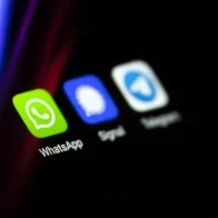Ante la censura, los rusos buscan alternativas a WhatsApp y Telegram en chats surcoreanos