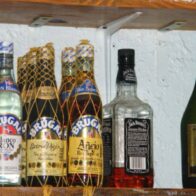 Comerciante es atacado por negarse a fiar una botella de ron en Castañuelas