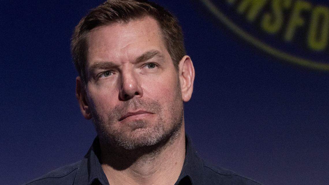 Congresista abandona campaña a gobernador de California tras denuncias de agresión sexual