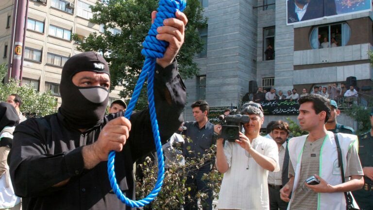 Irán ejecutó a 1.639 personas en 2025, su mayor cifra desde 1989, según dos ONG