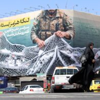 EE.UU. asegura haber bloqueado los puertos de Irán y "detenido por completo" su comercio