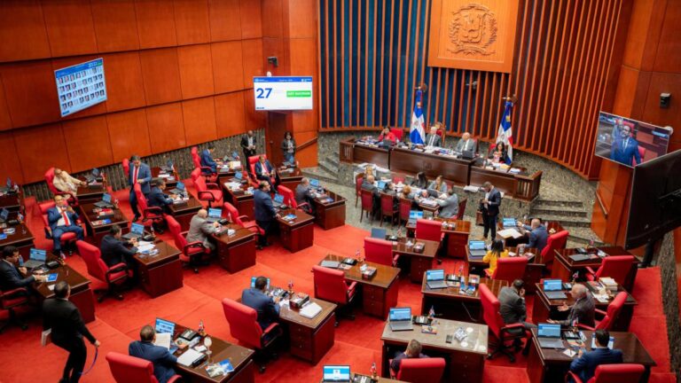 Senado da primer visto bueno a ley para frenar publicidad engañosa en el sector inmobiliario