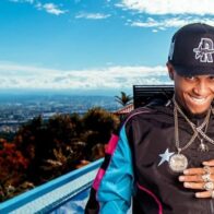Propietaria de villa en Azua acusa a cantante urbano Ronny Gta de daños, robo y amenazas