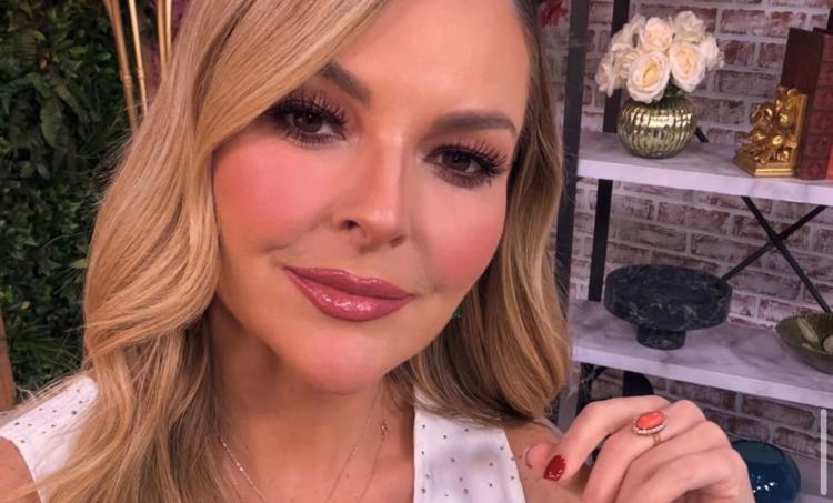 Hospitalizan de emergencia a Marjorie de Sousa tras incidente en obra de teatro