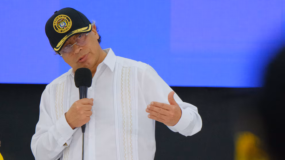 Petro ‘estalló’ por la decisión de la Corte Constitucional de tumbar la emergencia económica: “Nos quieren ahorcar”