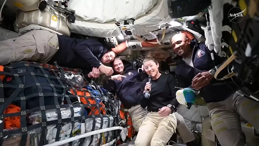 Artemis II despliega con éxito cuatro microsatélites y confirma que los astronautas se encuentran bien de salud