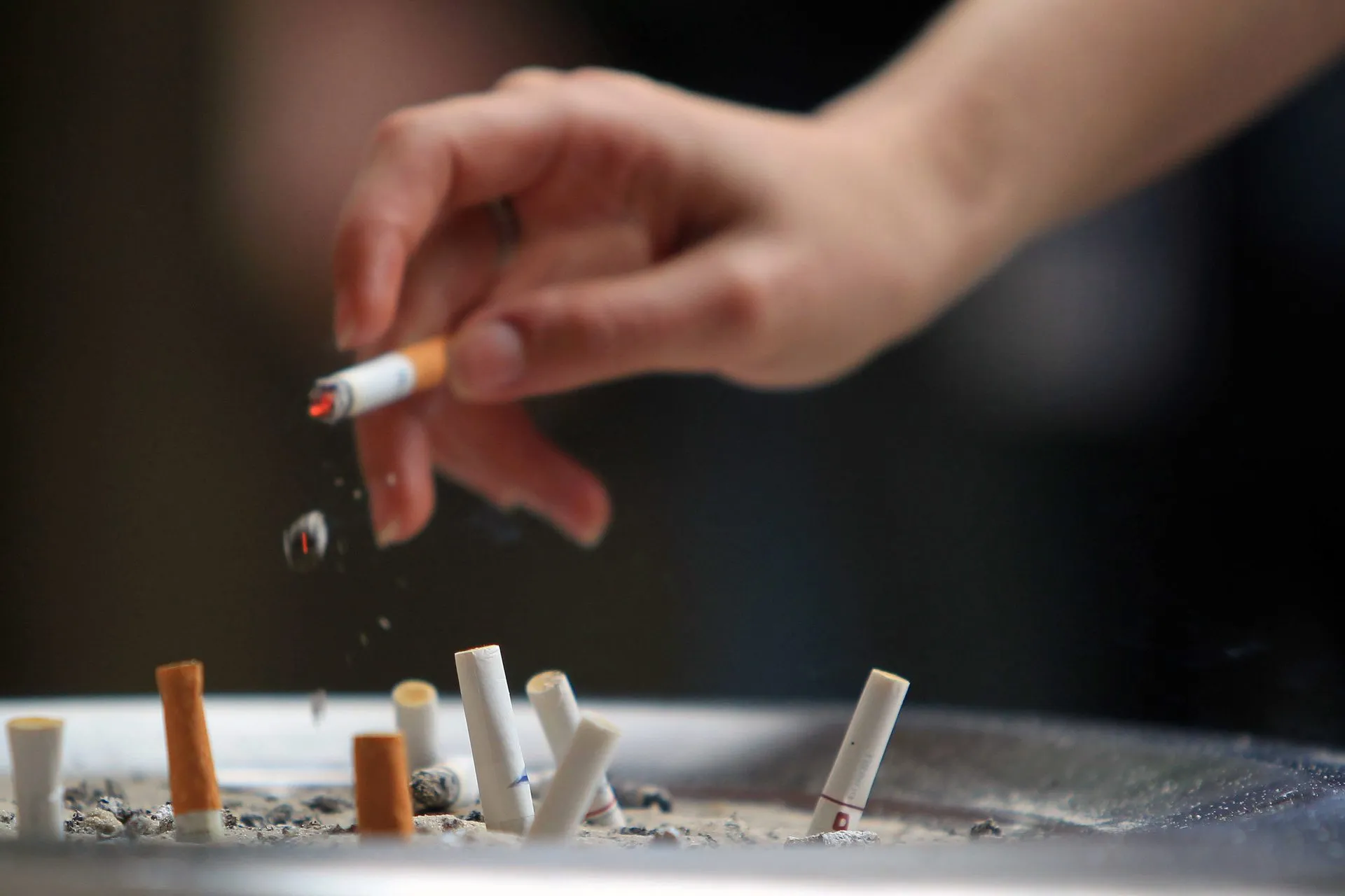 Casi un tercio de cigarrillos consumidos en América son de contrabando