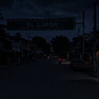 Apagón deja a El Limón en total oscuridad desde el Viernes Santo