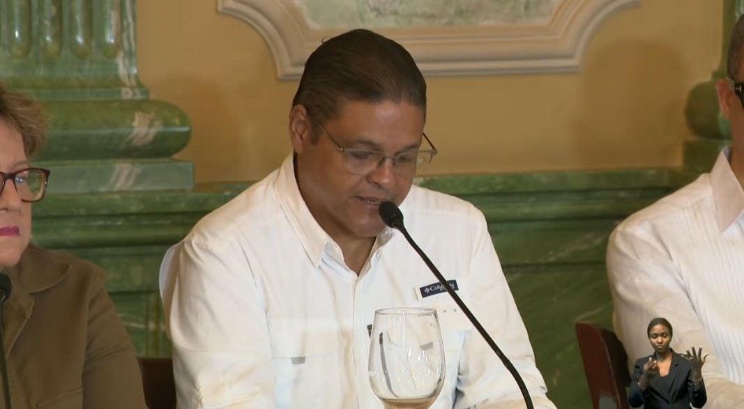 Gobierno mantiene alertas por lluvias y se declara en sesión permanente ante sistema frontal