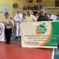 Marchan en Santiago para exigir protección de la niñez y alertan sobre consumo de vape en menores