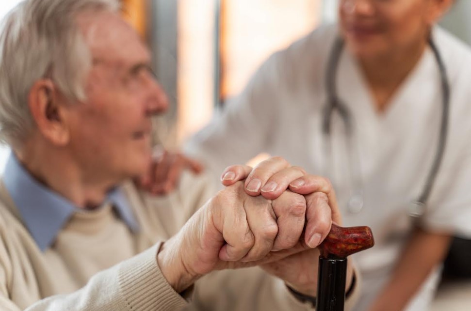 Vita Abuelos anuncia el Congreso "Envejecer" un espacio para redefinir el cuidado y la dignidad del adulto mayor